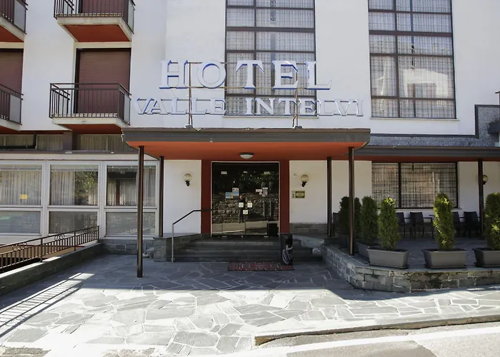Valle Intelvi فندق 2*
